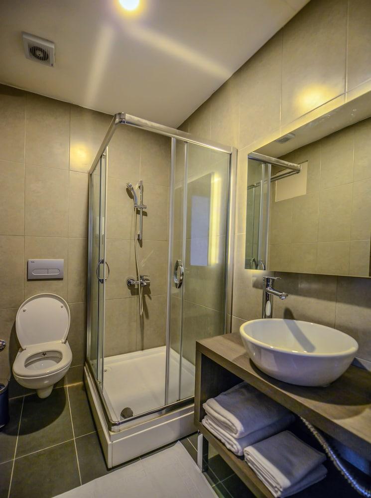 A11 Hotel Atasehir Stambuł Zewnętrze zdjęcie